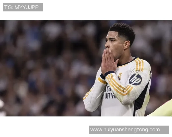 崭露头角的青少年足球球星们如何在赛场上展示才华与潜力